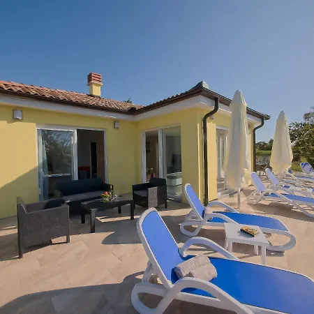Vila Ketrin Tinjan